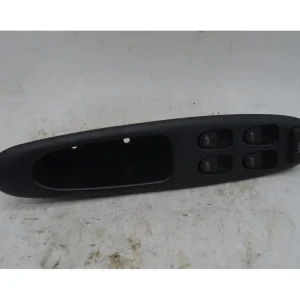 Pulsantiera Alzacristalli Anteriore SX Alfa Romeo 156 Dal 1997 al 2007 Cod 156016080 Acquista Ora