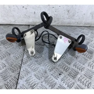 Occasione Coppia Staffe Supporti Frecce Con Frecce Anteriori Suzuki SV 650 Dal 1999 Al 2002