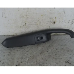 Ordina Subito Pulsantiera Alzacristalli Posteriore DX Audi A4 Dal 2000 al 2004 Cod 118423200100