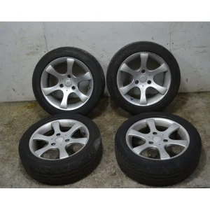Compra Adesso Treno Completo Gomme e Cerchi Smart ForTwo W450 Dal 1998 al 2007 Misura 195/50 R15 82 V 3 Fori Misura 175/55 R15 77T 3 Fori