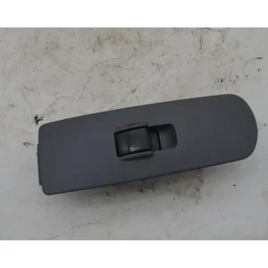 Pulsantiera Alzacristalli Anteriore DX Mitsubishi Colt Dal 2004 al 2012 Cod MR587944 Popolare