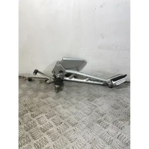 Popolare Pedana Poggiapiedi Sinistra Sx Suzuki GSR 600 dal 2006 al 2011