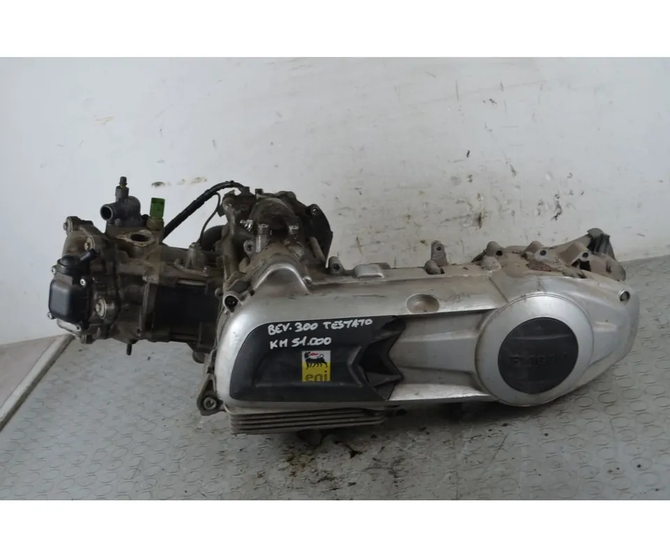 Prezzo Ridotto Blocco motore Piaggio Beverly 300 Dal 2010 al 2015 cod motore M692M
