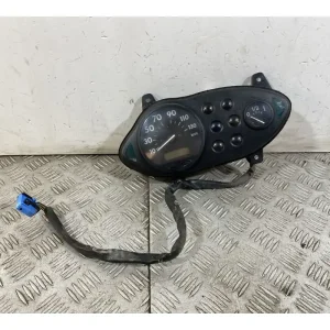 Compra Oggi Stesso Strumentazione Contachilometri BMW C1 200 dal 2001 al 2002