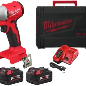 Reso Gratuito Avvitatore ad impulsi Milwaukee M18 BLIDRC con attacco esagonale 1/4" in Set