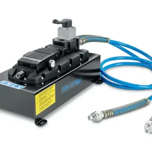 Pompa idropneumatica OMCN 357/C con tubo flessibile e giunto rapido, 700bar - 5000 cm³ Di Tendenza